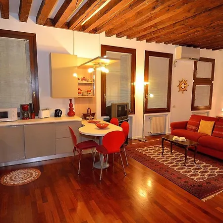 Corte Malvasia * Venise